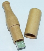 UGV 042 - USB Gỗ Hình Chai Bia